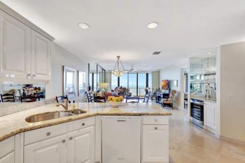 800 Ocean Drive #404, Juno Beach FL - photo 15 of 57