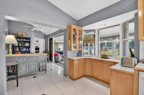 6203 Bear Creek Court, Lake Worth FL - photo 16 of 53