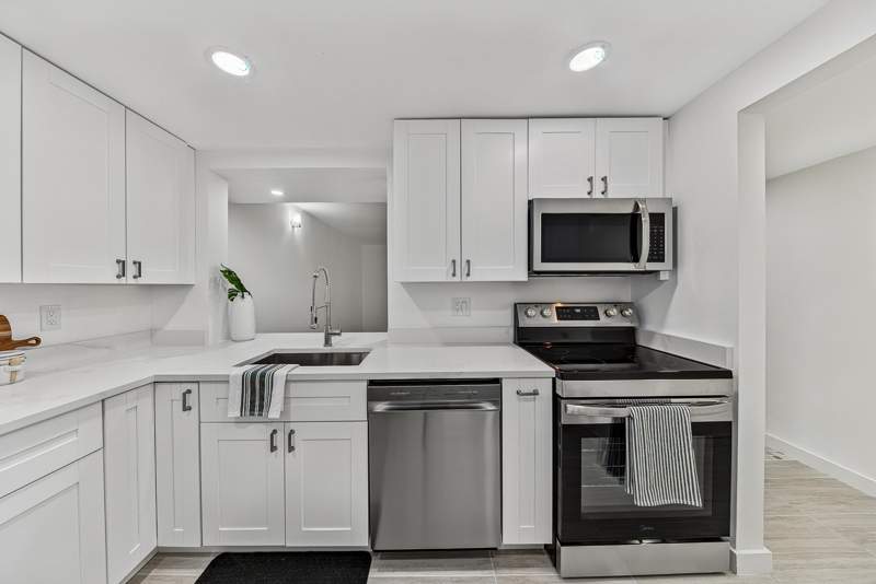 2 bedroom Condominium at 5220 Las Verdes Circle #317, Palmetto Condo, Delray Beach — photo 3