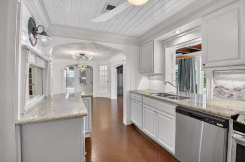 105 NW 8th Place, Boynton Beach FL - photo 11 of 55
