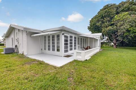 105 NW 8th Place, Boynton Beach FL - photo 19 of 55