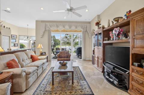 7276 Demedici Circle, Delray Beach FL - photo 14 of 72