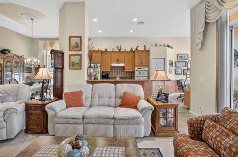 7276 Demedici Circle, Delray Beach FL - photo 16 of 72