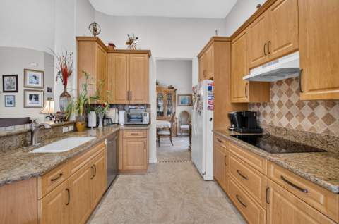 7276 Demedici Circle, Delray Beach FL - photo 19 of 72