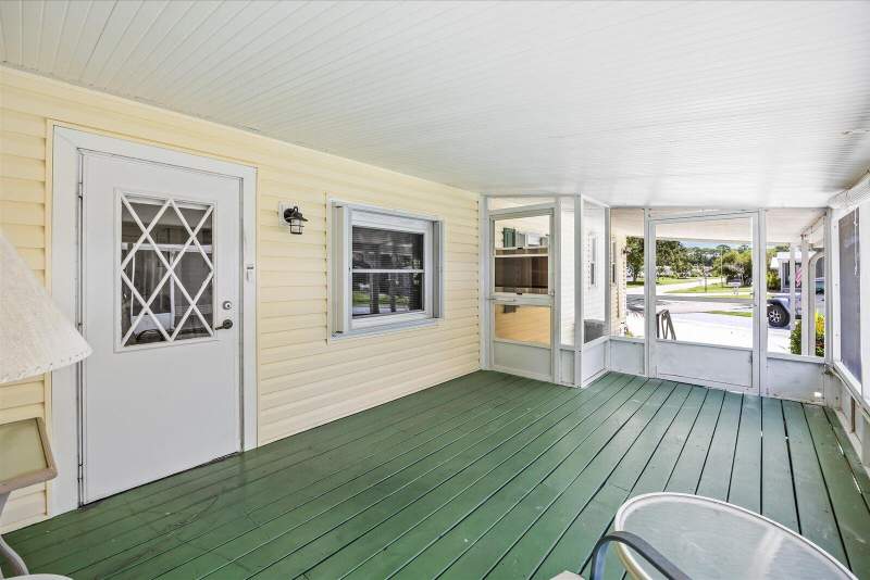2 bedroom Manufactured Home at 8219 Cinnamon Lane, Savanna Club Plat I, Port St. Lucie — photo 5