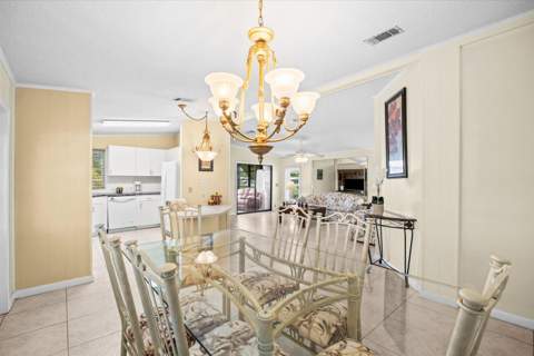 8219 Cinnamon Lane, Port St. Lucie FL - photo 11 of 54