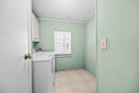 8219 Cinnamon Lane, Port St. Lucie FL - photo 23 of 54
