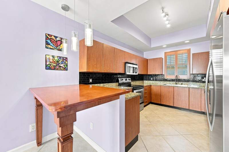 3 bedroom Townhouse at 2332 Vintage Drive, Shoal Creek At Lighthouse Point, Lighthouse Point — photo 5