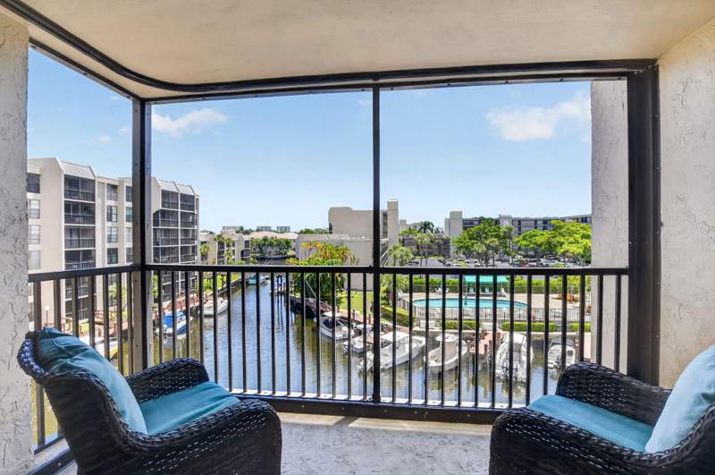 1 bedroom Condominium at 4 Royal Palm Way #403, Boca Bayou Condo, Boca Raton — photo 3