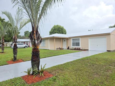 442 SW Belmont Circle, Port St. Lucie FL - photo 6 of 67