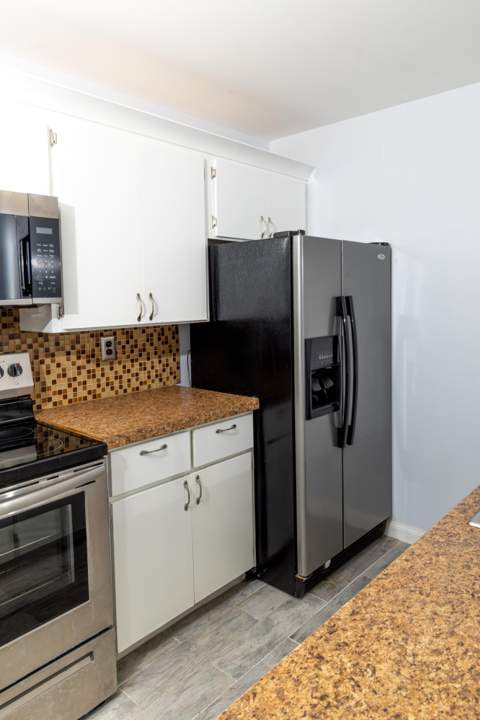 7406 74th Way, West Palm Beach FL - photo 11 of 35