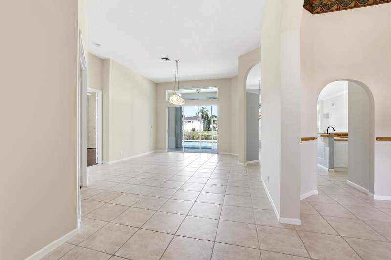 4 bedroom Single Family Residence at 533 Cypress Green Circle, BINKS FOREST OF THE LANDINGS AT WELLINGTON 3, Wellington — photo 4