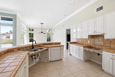 533 Cypress Green Circle, Wellington FL - photo 14 of 41