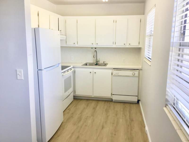 2 bedroom Condominium at 84 Brighton B #84, Century Village, Boca Raton — photo 4