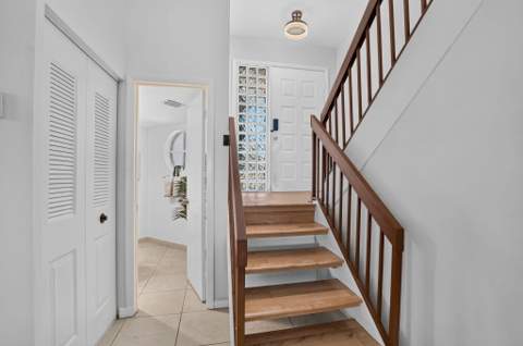327 NW 36th Avenue, Deerfield Beach FL - photo 20 of 42