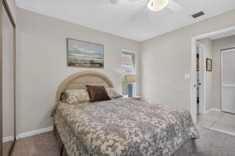 7223 Summer Tree Drive, Boynton Beach FL - photo 15 of 40