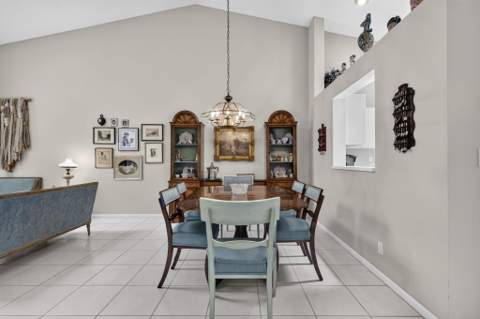 7223 Summer Tree Drive, Boynton Beach FL - photo 7 of 40