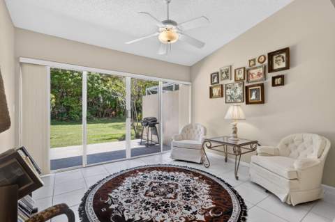 7223 Summer Tree Drive, Boynton Beach FL - photo 19 of 40