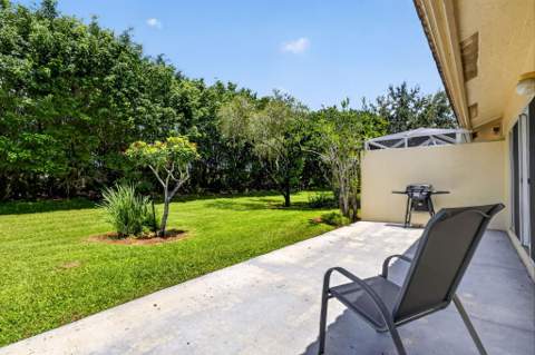 7223 Summer Tree Drive, Boynton Beach FL - photo 23 of 40
