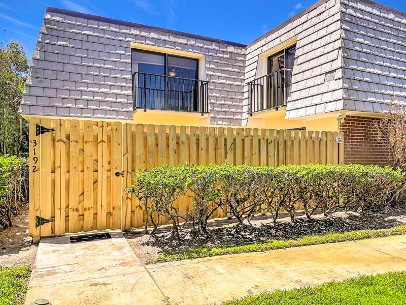 2 bedroom Townhouse at 3192 SE Brook Street, Brook Villas, Stuart — photo 4