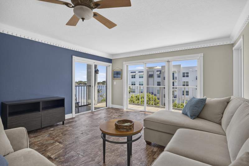 2 bedroom Condominium at 1206 S Lake Drive #504, James Place Condo, Lantana — photo 2