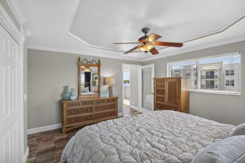 1206 S Lake Drive #504, Lantana FL - photo 19 of 54