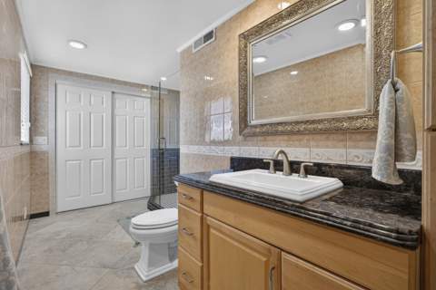 1206 S Lake Drive #504, Lantana FL - photo 21 of 54
