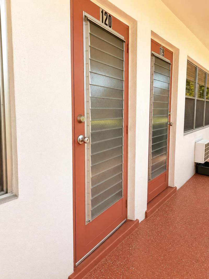 1 bedroom Condominium at 120 Windsor F #Unit F, Windsor Condos, West Palm Beach — photo 3