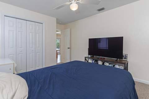 1106 N Lakeside Drive, Lake Worth Beach FL - photo 10 of 48