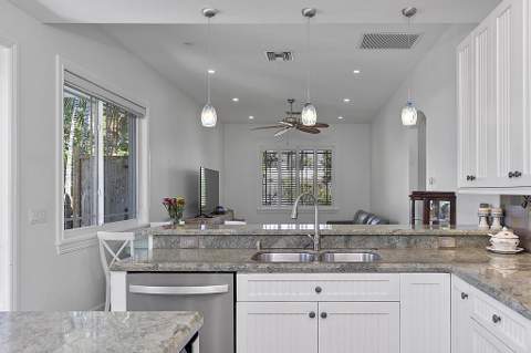 1106 N Lakeside Drive, Lake Worth Beach FL - photo 18 of 48