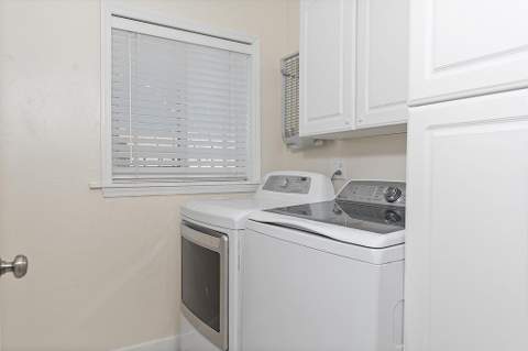 1106 N Lakeside Drive, Lake Worth Beach FL - photo 16 of 48