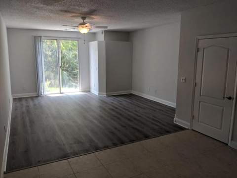4814 NW 58th Manor, Coconut Creek FL - photo 7 of 48