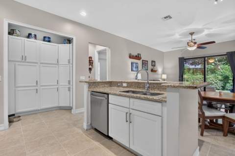 7443 NW 113th Avenue, Parkland FL - photo 6 of 32