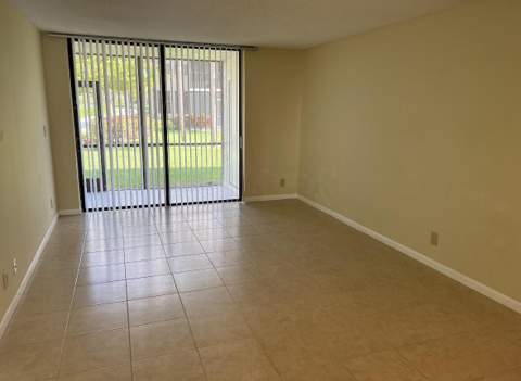 1256 S Military Trail #911, Deerfield Beach FL - photo 12 of 17
