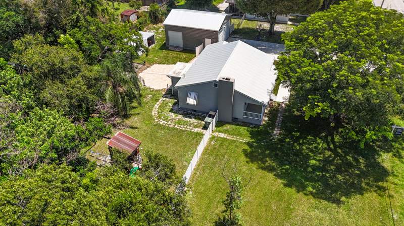 2 bedroom Single Family Residence at 1126 Pine Avenue, MARAVILLA GOLF PARK, Fort Pierce — photo 5