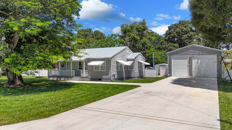 2 bedroom Single Family Residence at 1126 Pine Avenue, MARAVILLA GOLF PARK, Fort Pierce — photo 1