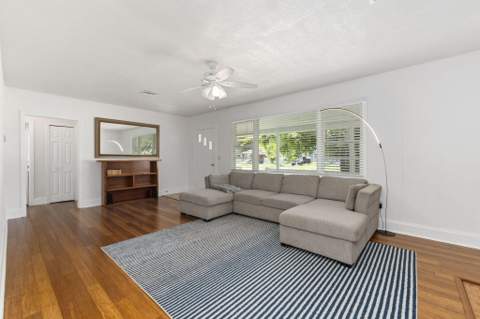 1126 Pine Avenue, Fort Pierce FL - photo 16 of 40