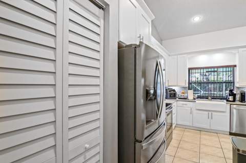 11929 NW 2nd Manor, Coral Springs FL - photo 6 of 43