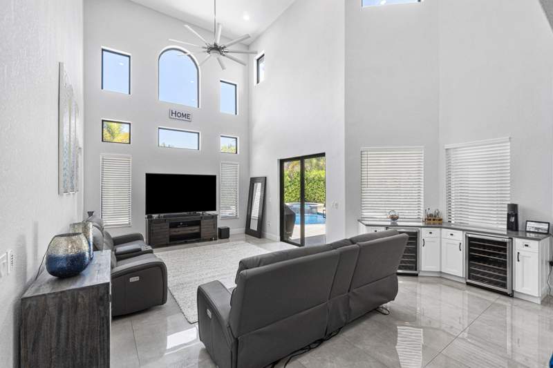 5 bedroom Single Family Residence at 735 NW 124TH Avenue, Venetian Isles, Coral Springs — photo 5