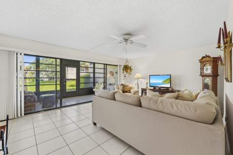 1600 NE Dixie Highway #4-107, Jensen Beach FL - photo 6 of 46