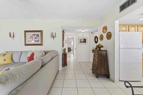 1600 NE Dixie Highway #4-107, Jensen Beach FL - photo 14 of 46