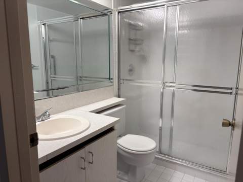 3076 Guildford, Boca Raton FL - photo 8 of 20