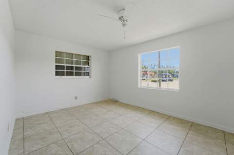 1500 W 13th Street, Riviera Beach FL - photo 11 of 30