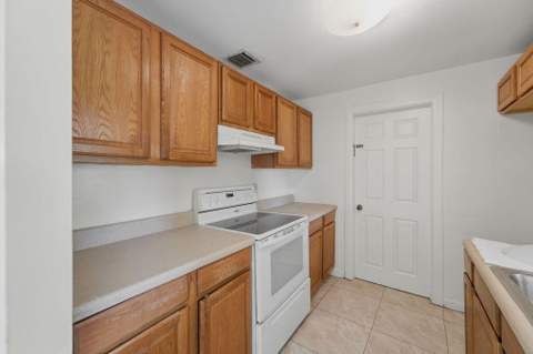 1500 W 13th Street, Riviera Beach FL - photo 6 of 30