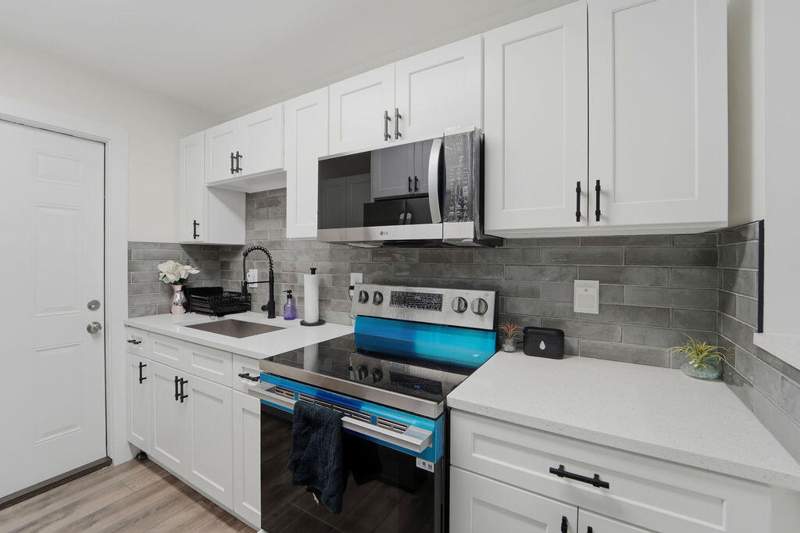 3 bedroom Single Family Residence at 1382 9th Street, Roosevelt Estates, West Palm Beach — photo 4