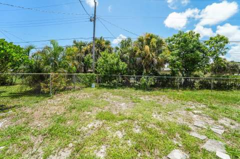 1382 9th Street, West Palm Beach FL - photo 21 of 24