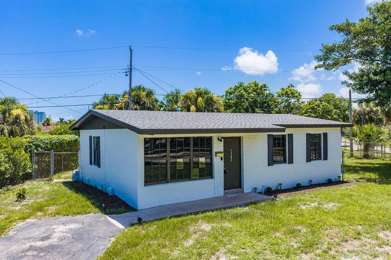 3 bedroom Single Family Residence at 1382 9th Street, Roosevelt Estates, West Palm Beach — photo 3