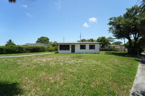 1382 9th Street, West Palm Beach FL - photo 22 of 24