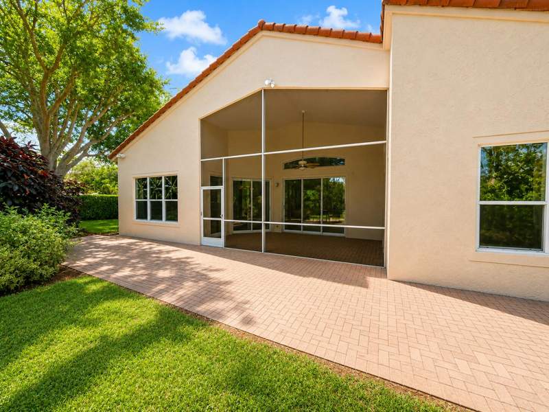 3 bedroom Single Family Residence at 6525 Garde Road, Tuscany Par D, Boynton Beach — photo 4