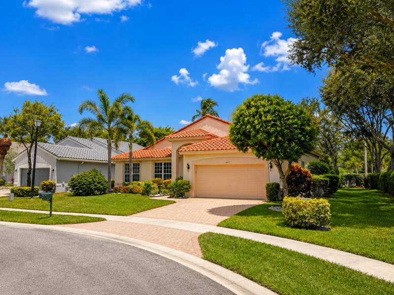 3 bedroom Single Family Residence at 6525 Garde Road, Tuscany Par D, Boynton Beach — photo 2